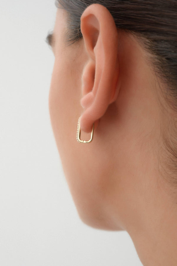 14 Ayar Taşlı Altın Halka Küpe