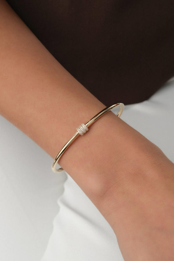 14 Ayar Taşlı Altın Kelepçe