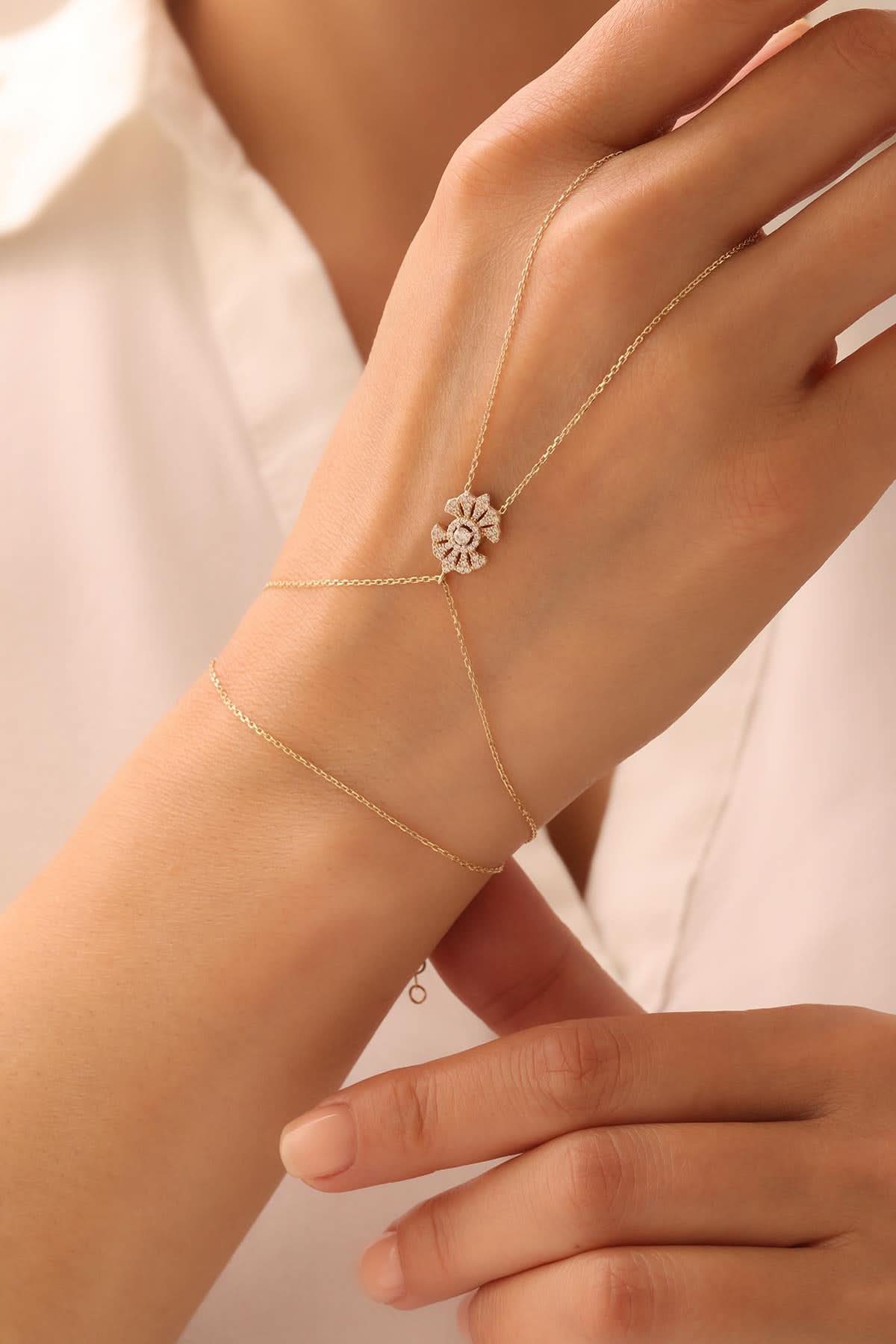 14 Ayar Taşlı Altın Şahmeran