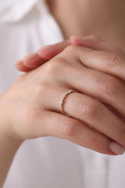 14 Ayar Taşlı Altın Yüzük