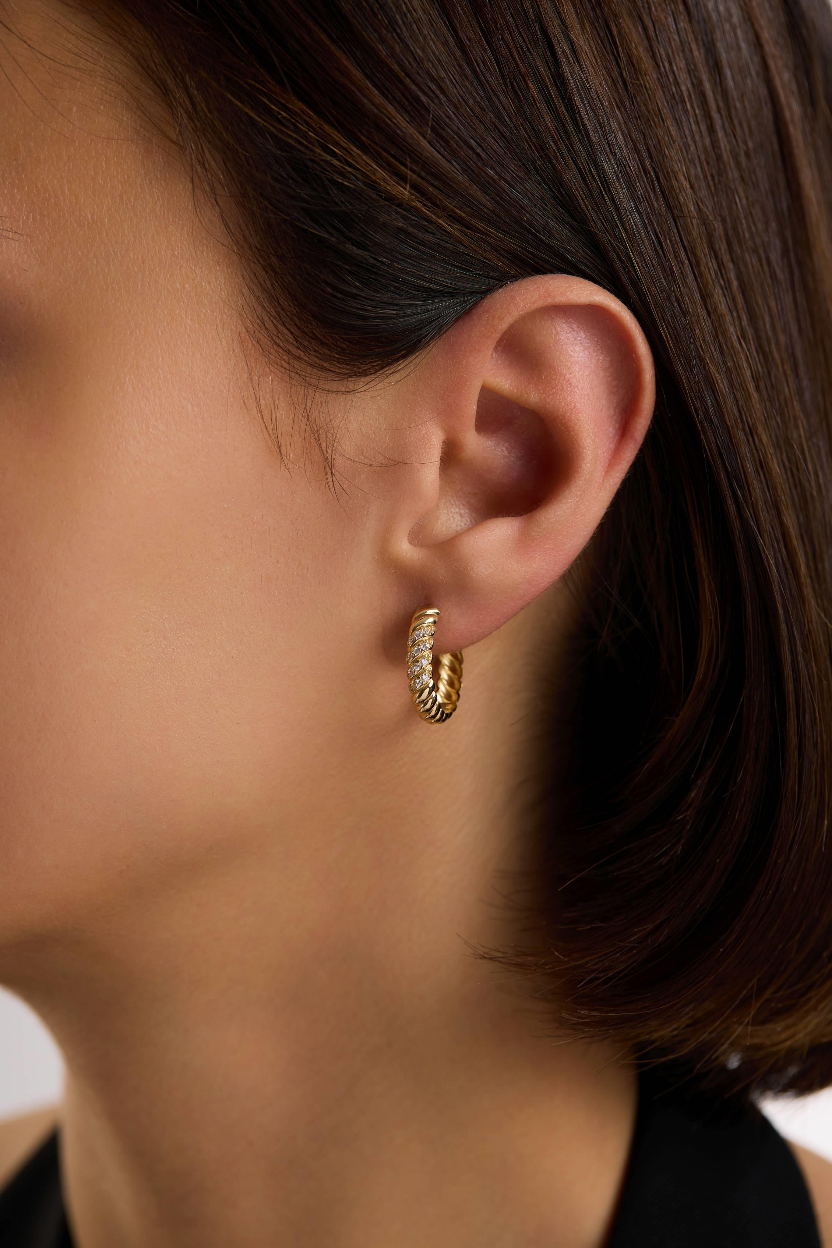 14 Ayar Taşlı Burgu Altın Halka Küpe (Büyük)