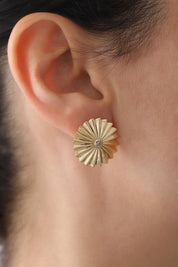 14 Ayar Taşlı Çiçek Altın Küpe