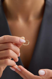 14 Ayar Taşlı Halka Altın Küpe