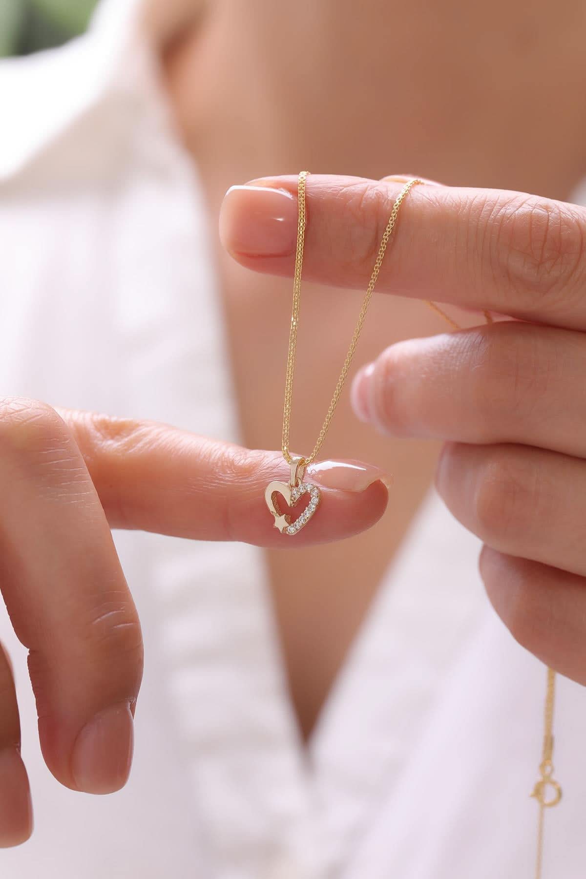 14 Ayar Taşlı Kalp Altın Kolye Ucu