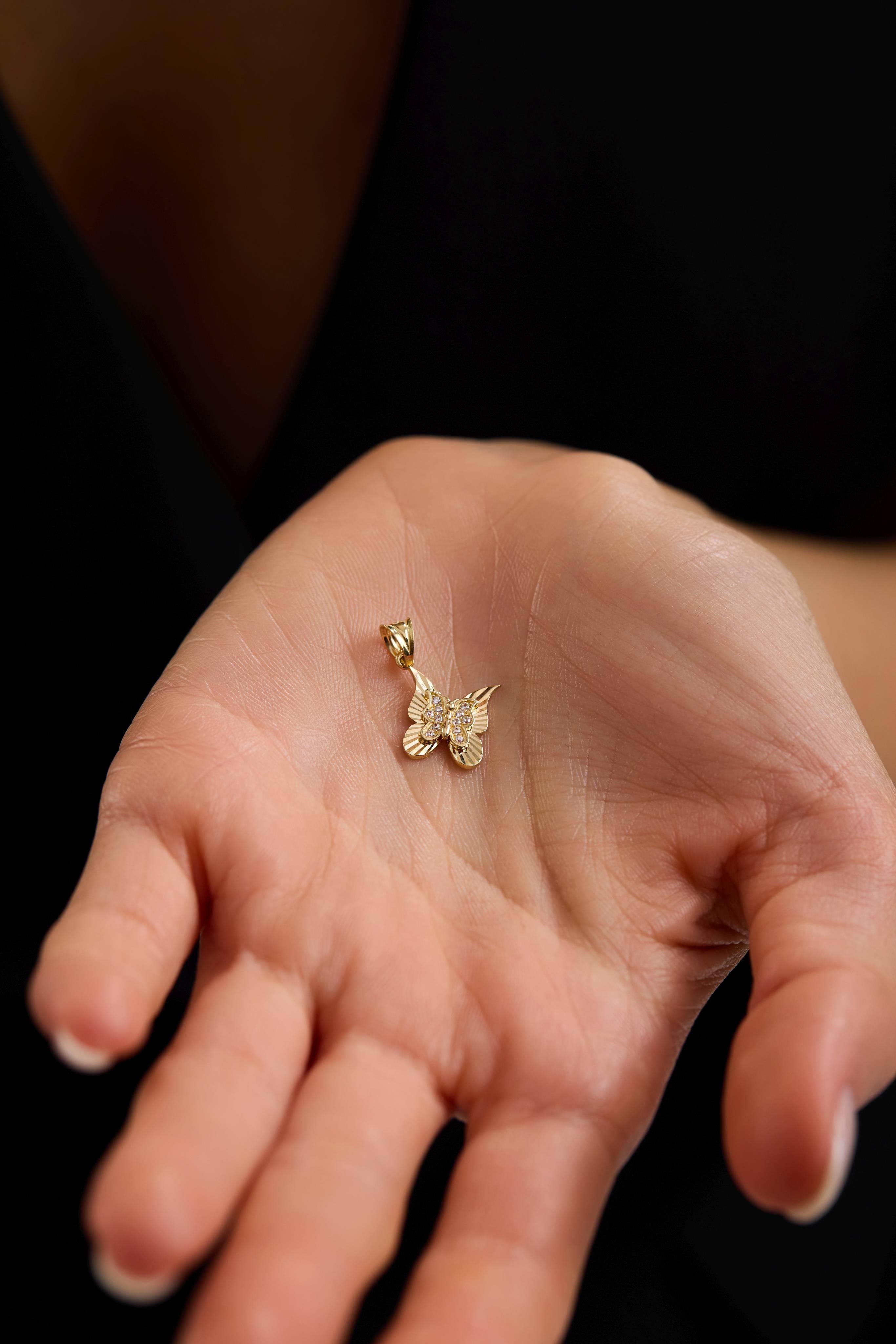 14 Ayar Taşlı Kelebek Altın Kolye Ucu