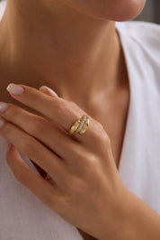 14 Ayar Taşlı Tasarım Altın Yüzük