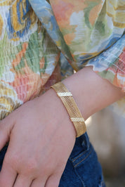 14 Ayar Tekin Seyrekoğlu Hasır Desen Altın Bileklik