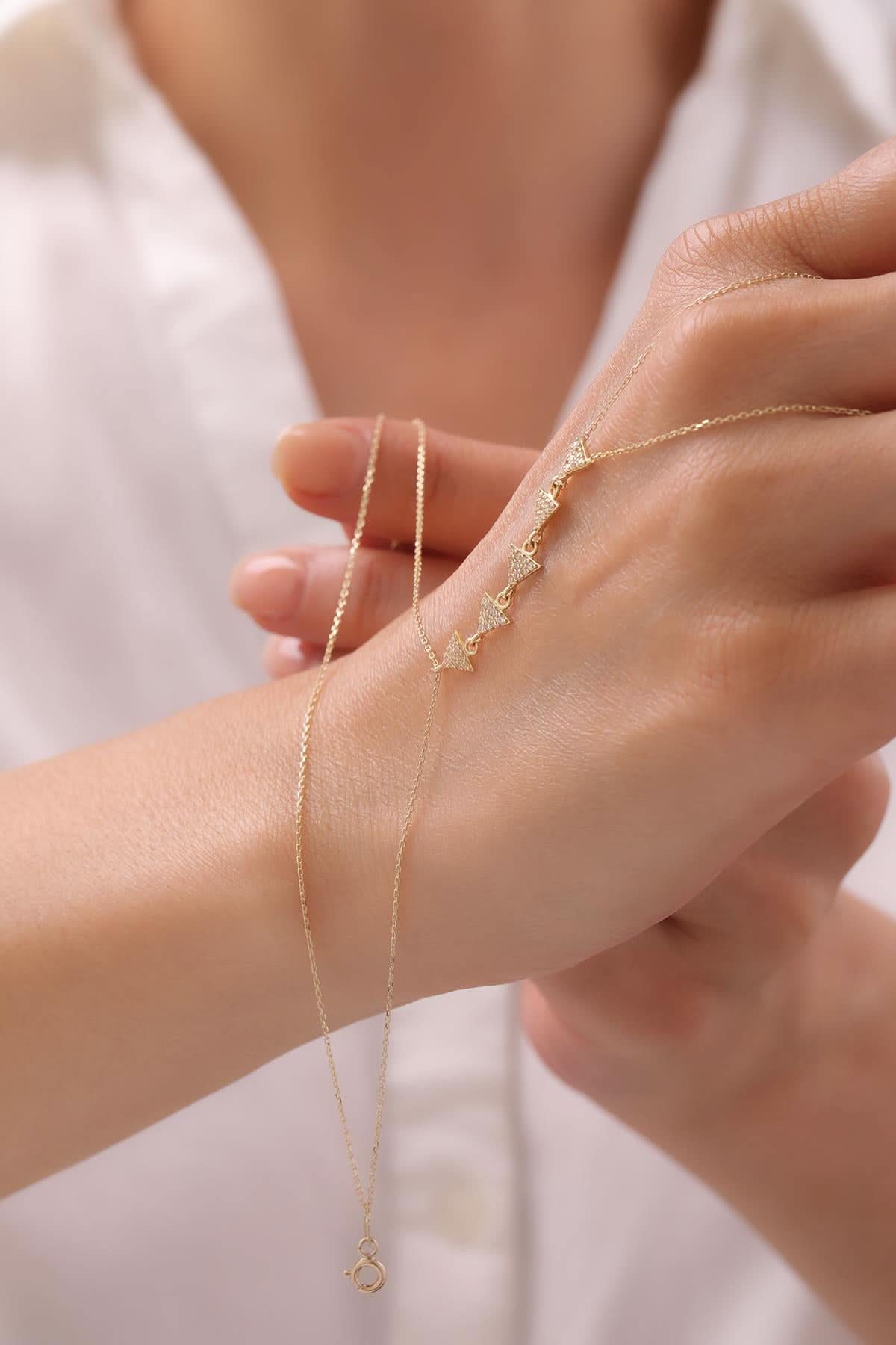 14 Ayar Üçgen Altın Şahmeran