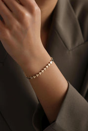 14 Ayar Üçgen Sıralı Altın Bileklik