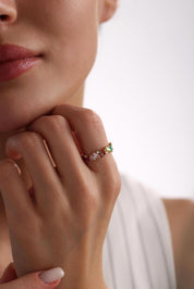 14 Ayar Yarımtur Renkli Altın Yüzük