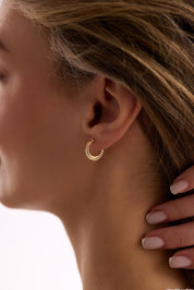 14 Ayar Yassı Desenli Altın Halka Küpe