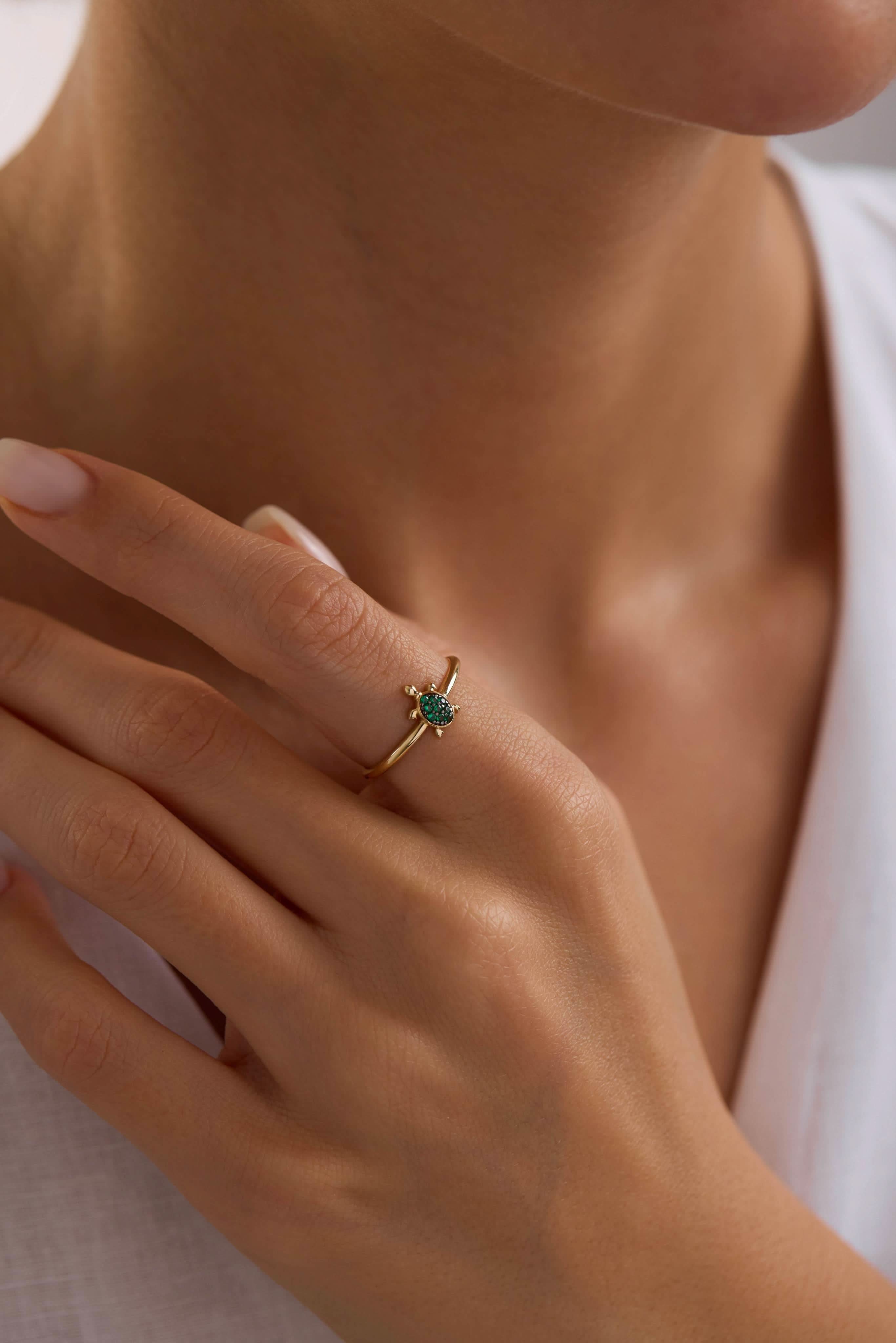 14 Ayar Yeşil Taşlı Kaplumbağa Altın Yüzük