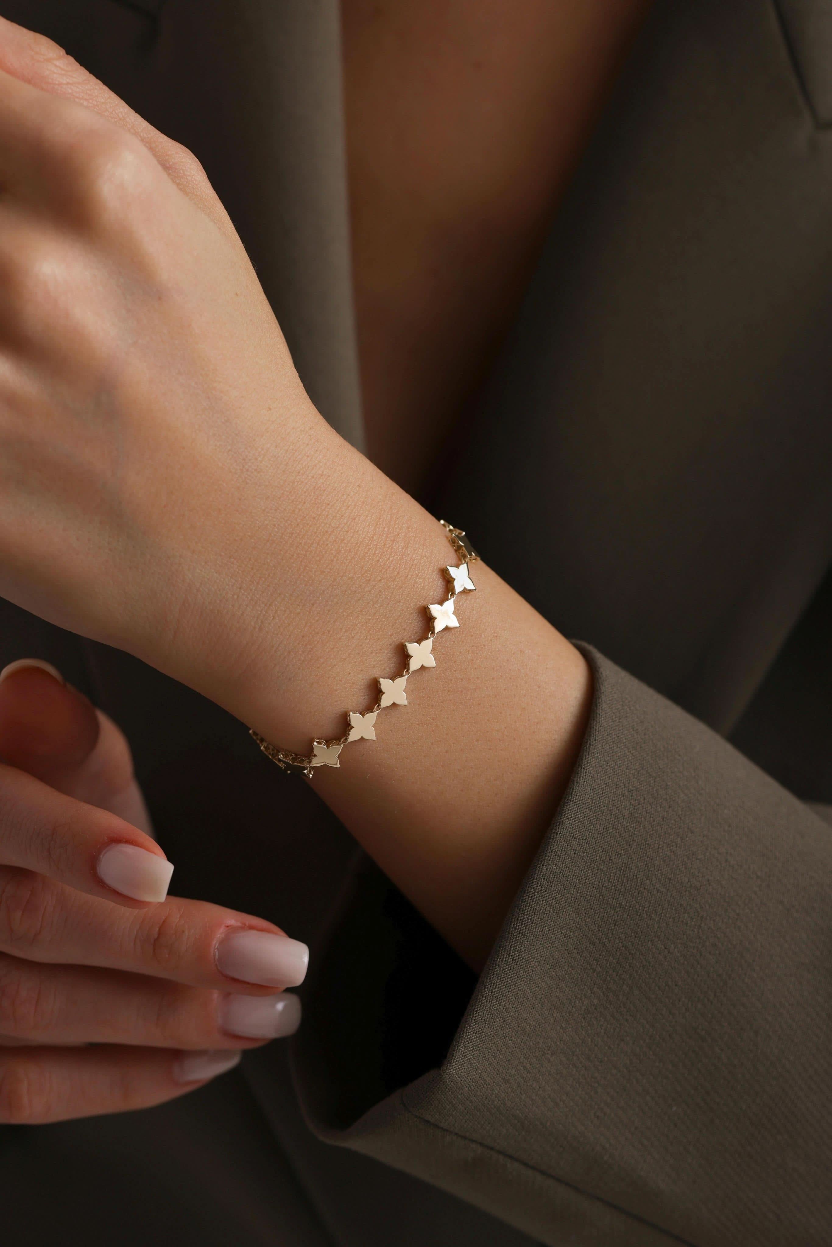 14 Ayar Yonca Sıralı Altın Bileklik