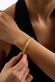 22 Ayar Antik Renkli Taşlı Altın Kelepçe