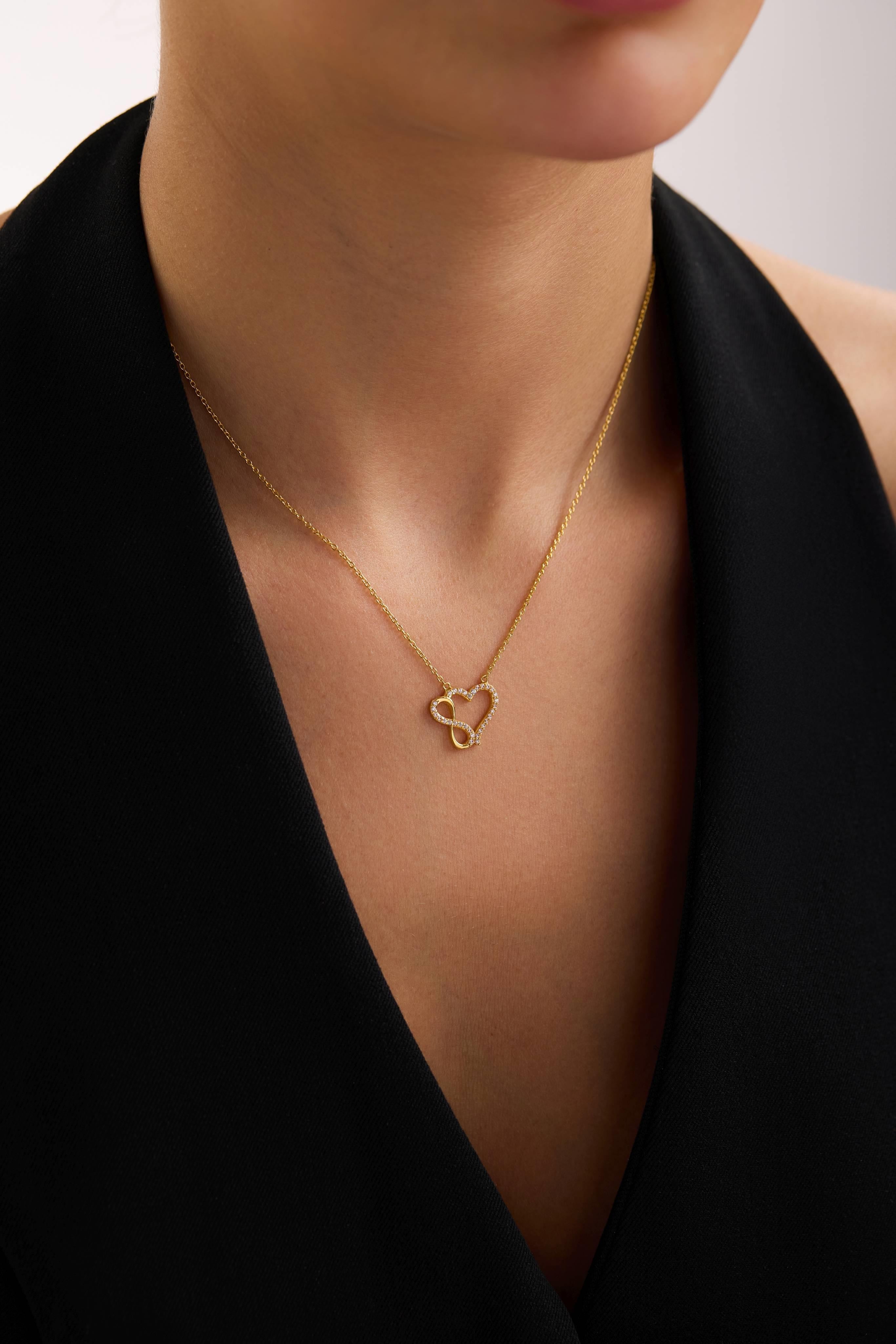 22 Ayar Sonsuzluk ve Kalp Altın Kolye