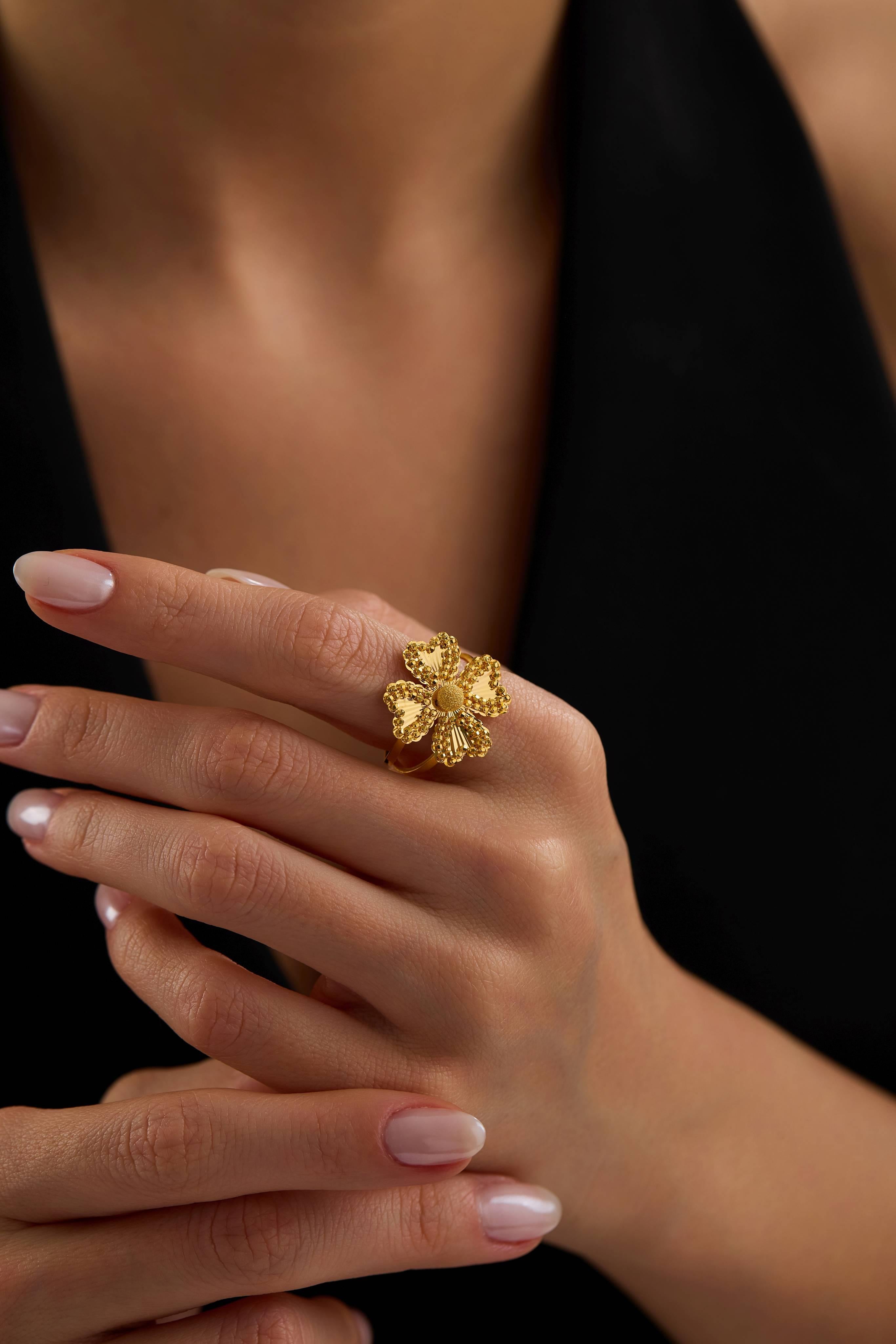 22 Ayar Yonca Altın Yüzük