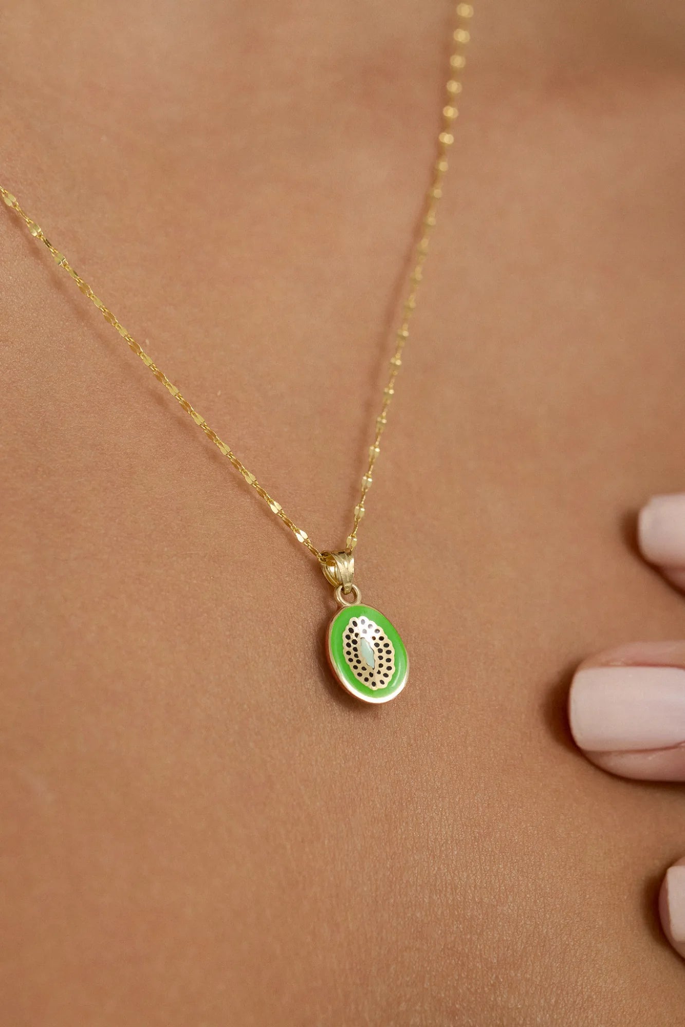 14 Ayar Altın Mineli Kivi Kolye