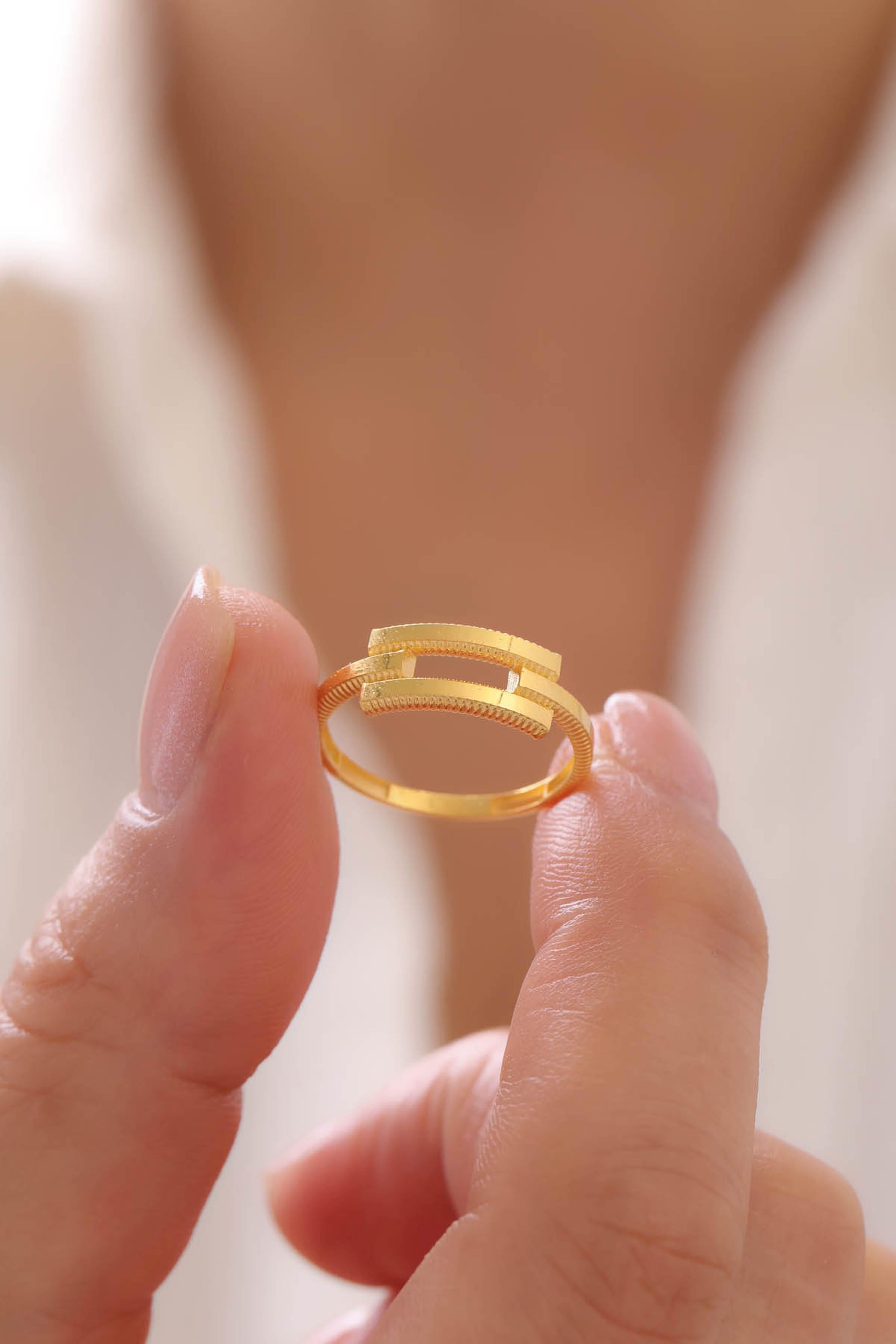 8 Ayar Ajda Kaburga Altın Yüzük