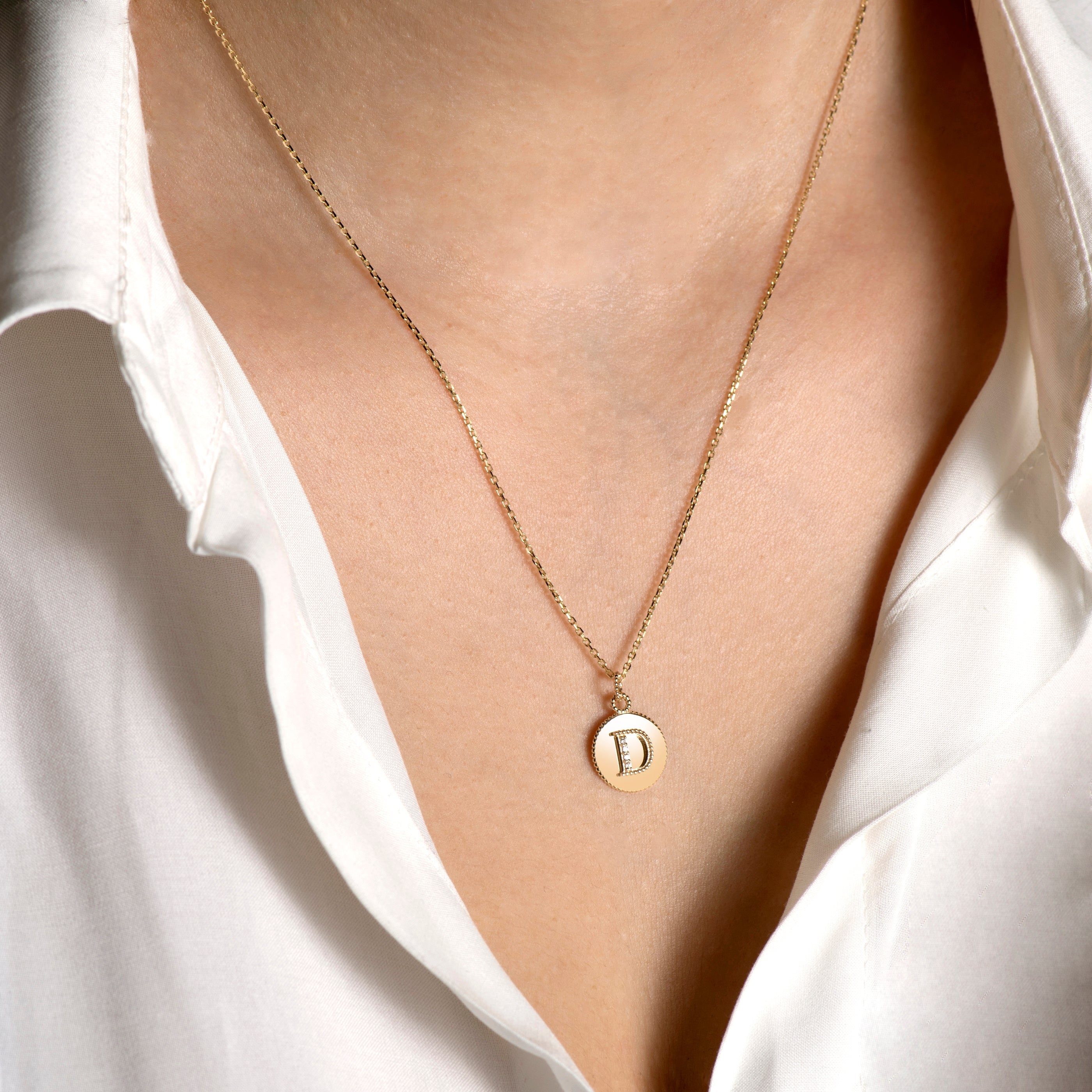 Letters Vintage Harf Altın Charm