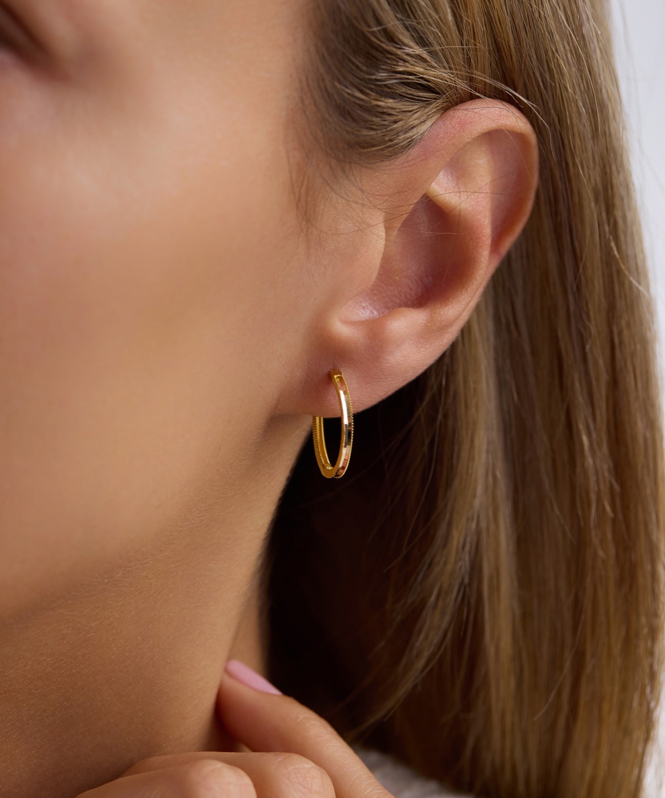 8 Ayar Geniş Halka Altın Küpe 1