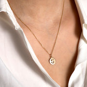 Letters Vintage Harf Altın Charm