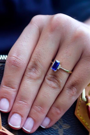 Altın Baget Taşlı Yüzük