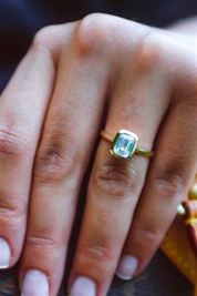 Altın Baget Taşlı Yüzük