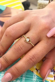 Altın Kalpli Tektaş Yüzük