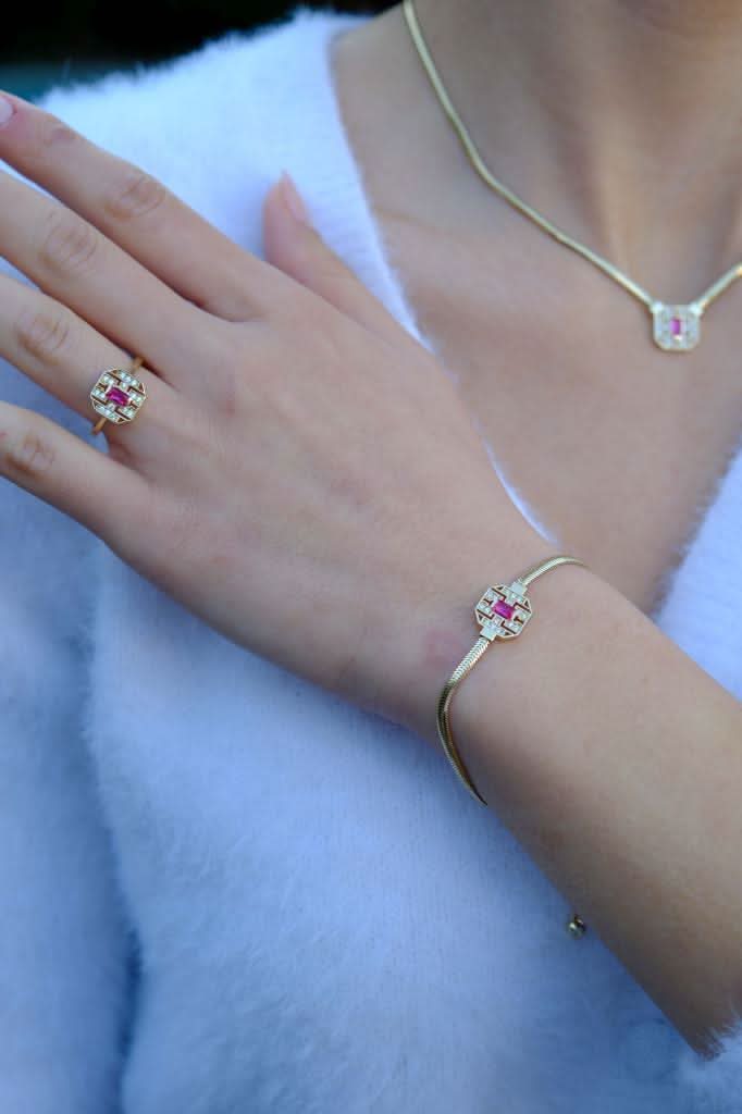 Altın Taşlı Minimal Set