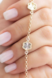 Altın Özel Kalem Işçilikli Çiçek Bileklik