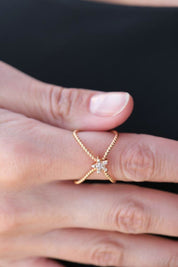 Altın Taşlı Tasarım Yüzük