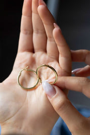 Altın Şarnel Küpe