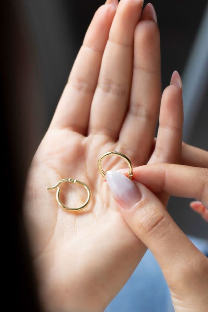 Altın Şarnel Küpe