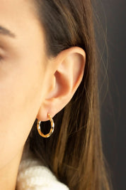 Altın Şarnel Küpe