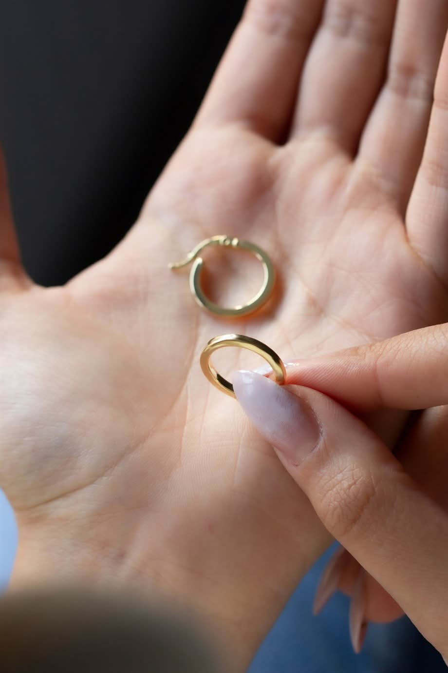 Altın Şarnel Küpe