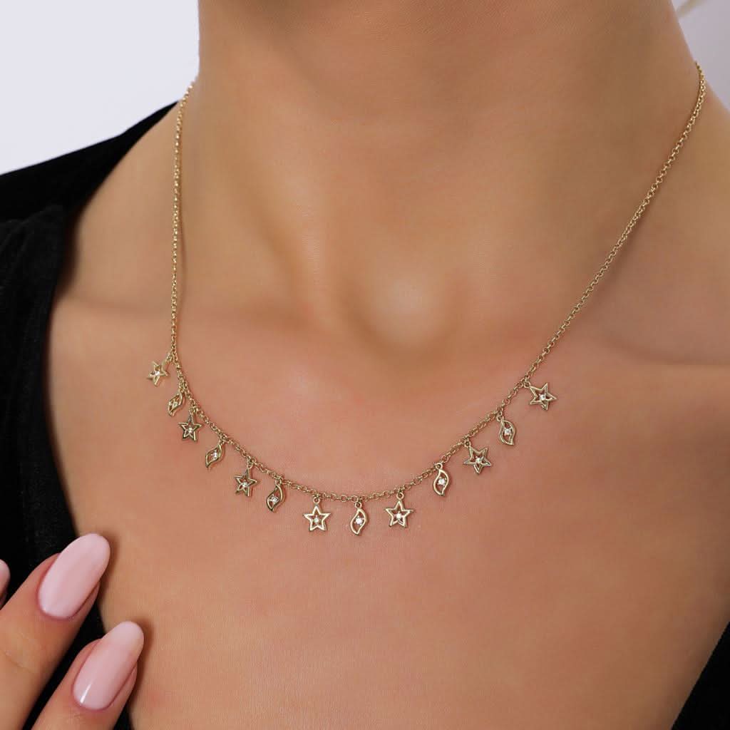 Altın Sıralı Stil Kolye