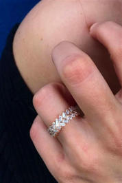 Altın Tam Tur Baget Taşlı Yüzük