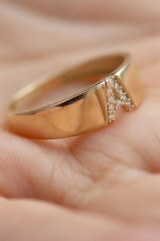 Altın Tasarım Harf Yüzük