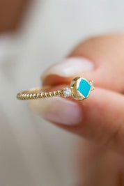 Altın Taşlı Mineli Yüzük