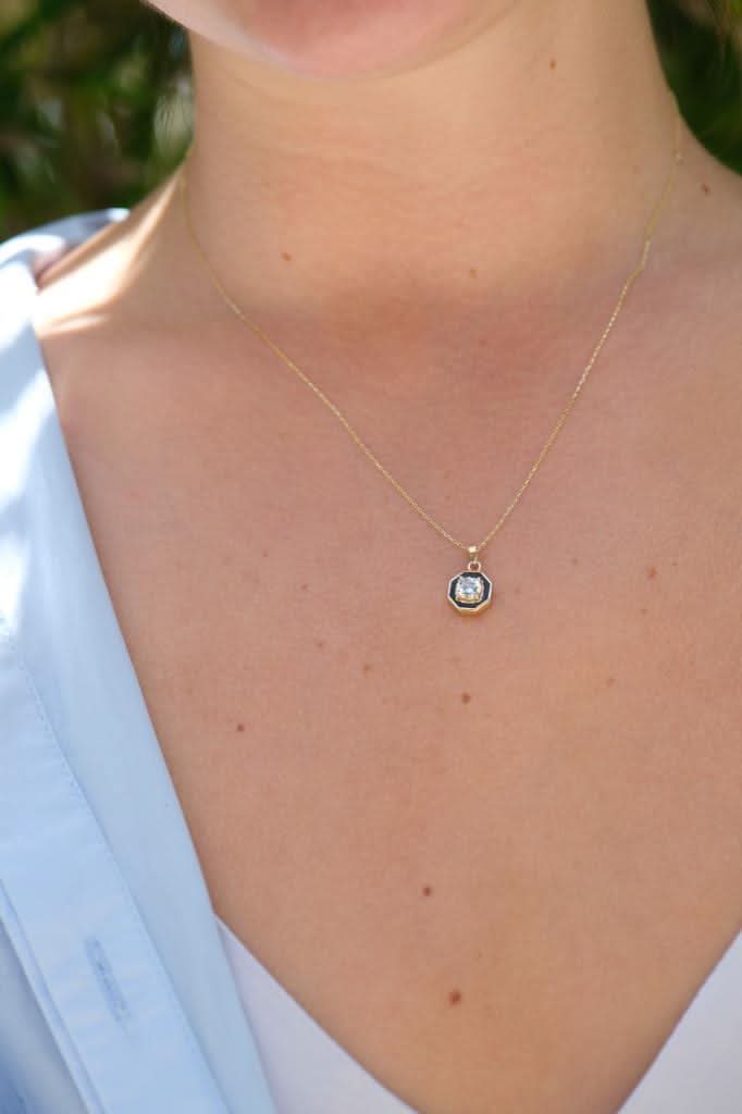 Altın Siyah Baget Taşlı Kolye