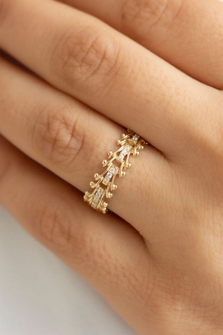 Altın Taşlı Tasarım Yüzük