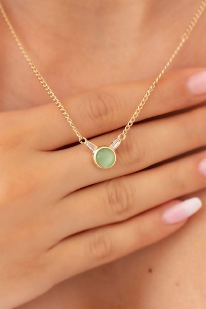 Altın Yeşil Taşlı Tasarım Kolye