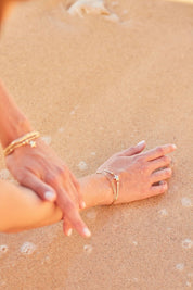 Altın Yıldız Bileklik