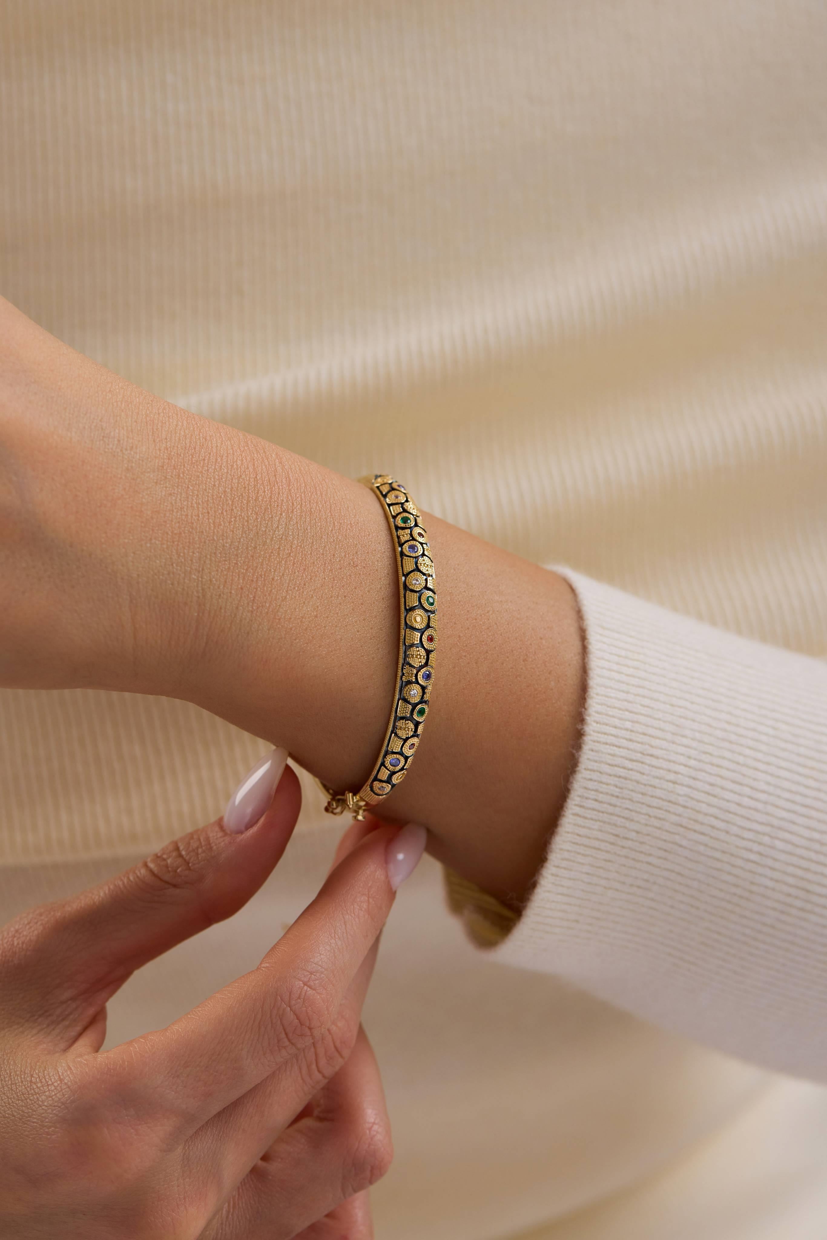 Antik Altın Kelepçe