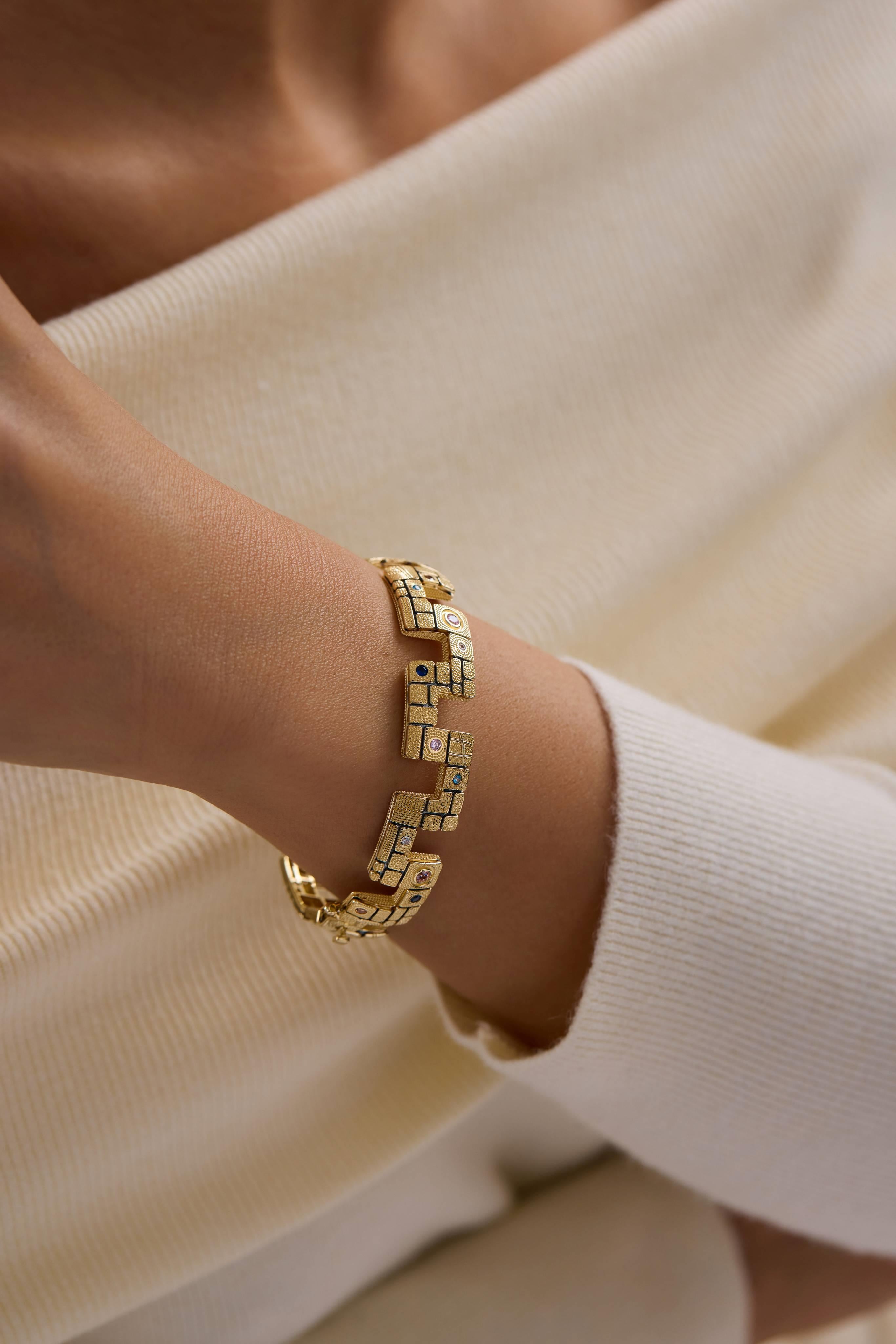 Antik Altın Kelepçe