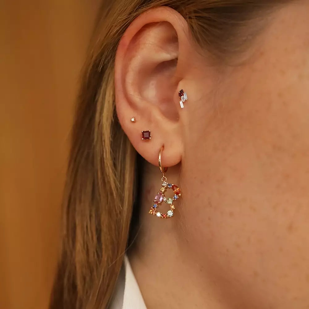 B Harf Multicolor Safir ve Brown Pırlanta Taşlı Tek Küpe
