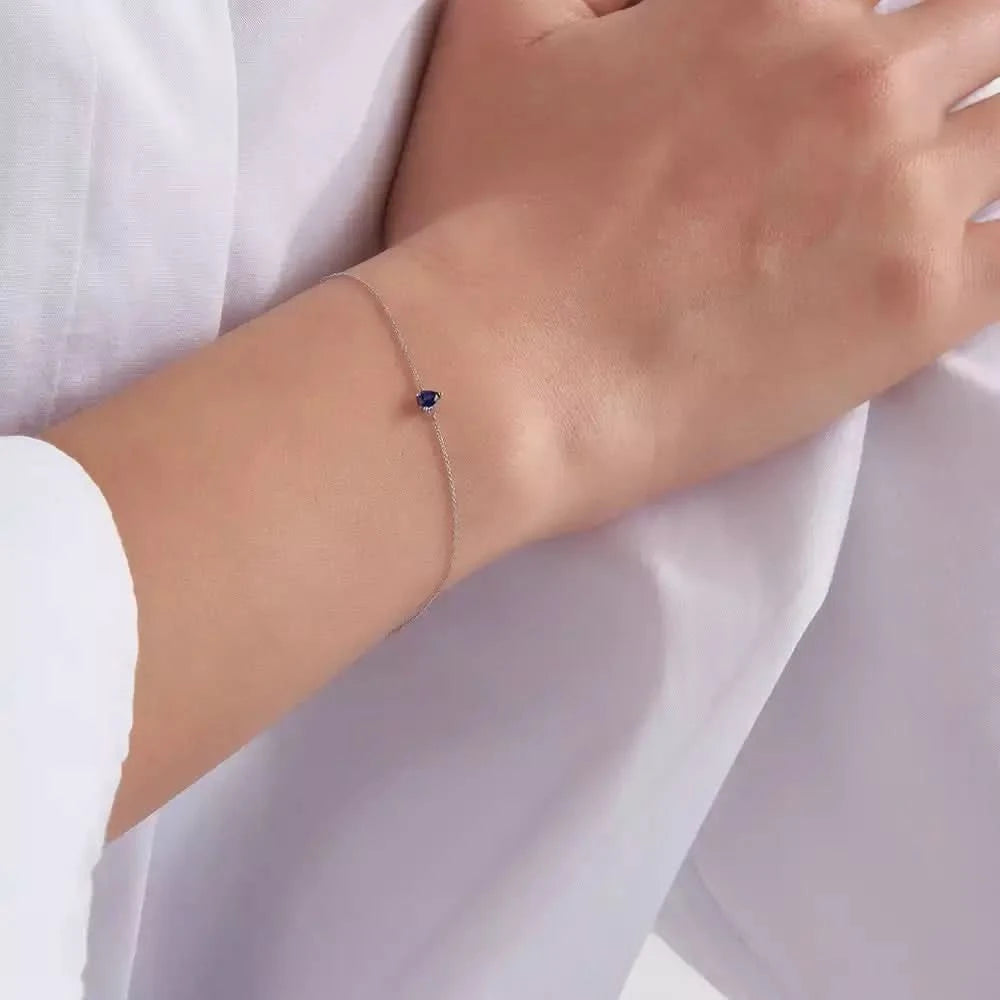 Bella Damla Kesim Safir Taşlı Beyaz Altın Bileklik