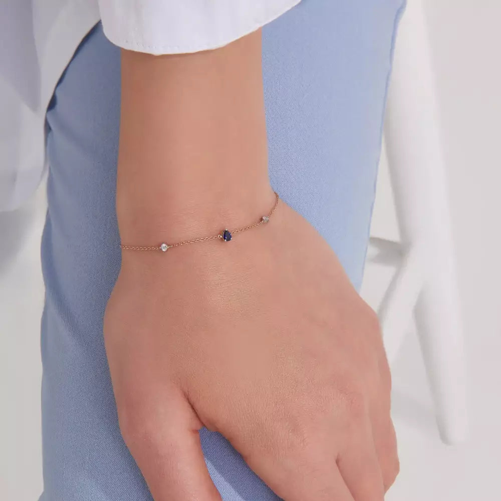 Tear Damla Kesim Safir ve Pırlanta Taşlı Rose Altın Bileklik