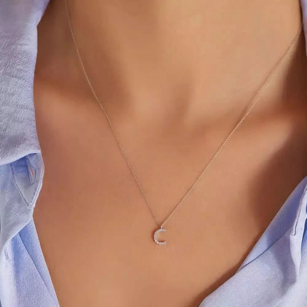 C Harf 0.09 CT Pırlanta Taşlı Beyaz Altın Kolye