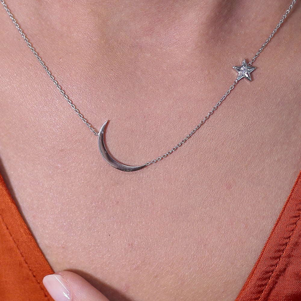 0.05 ct. Pırlanta Ay Yıldız Kolye